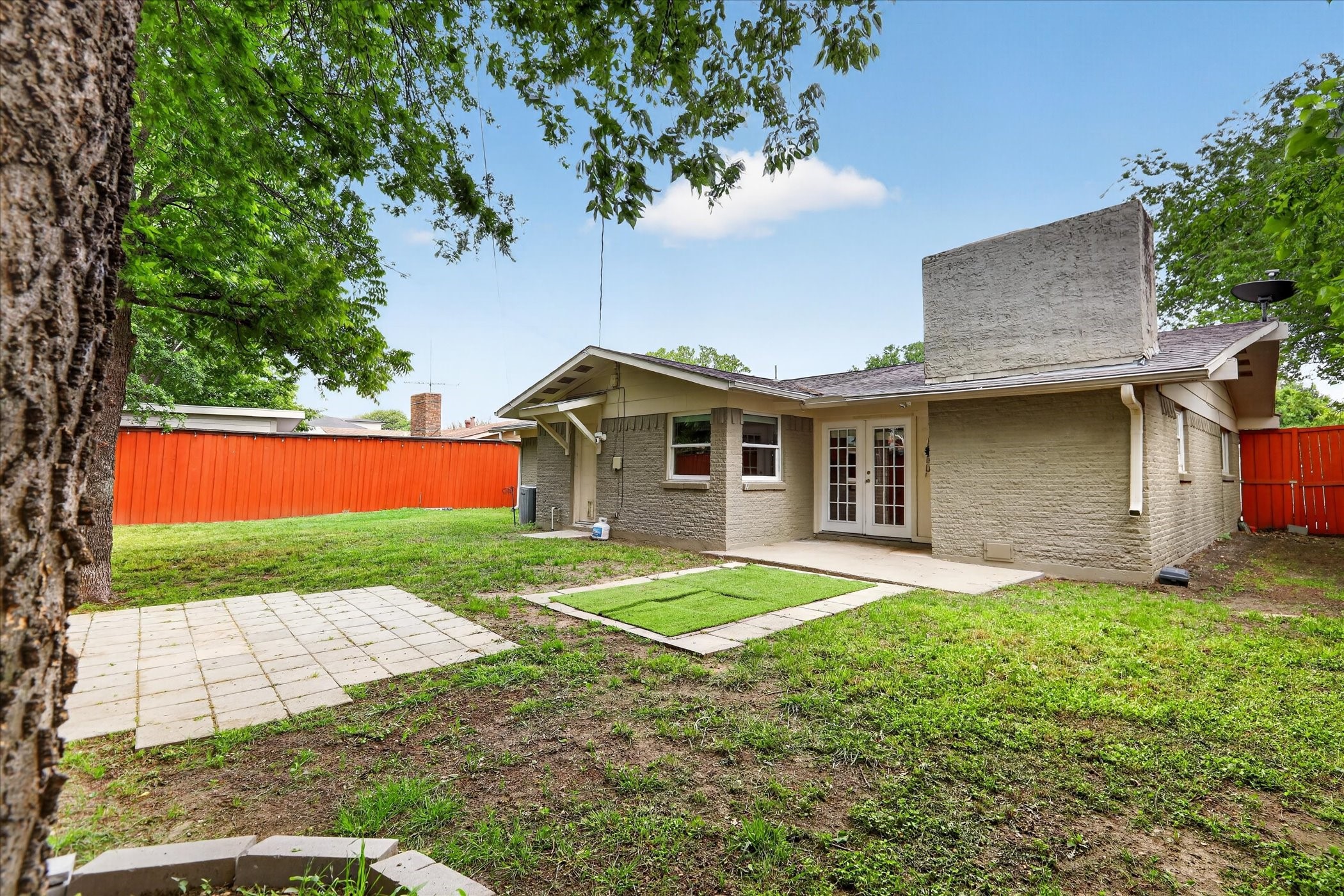 2970 Sundial Drive Dallas TX 75229