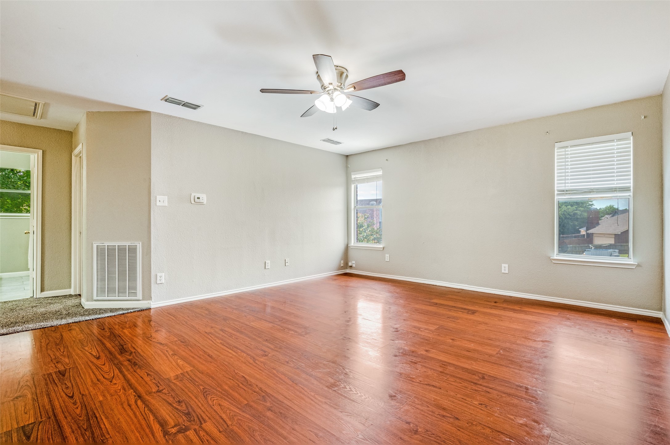 870 Raintree Lane Desoto TX 75115