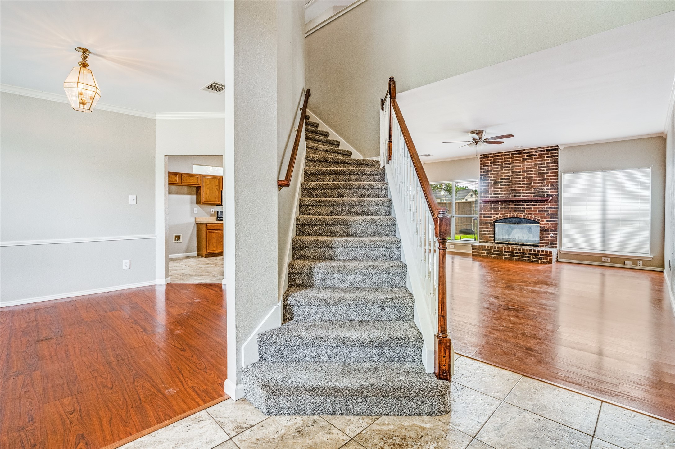 870 Raintree Lane Desoto TX 75115