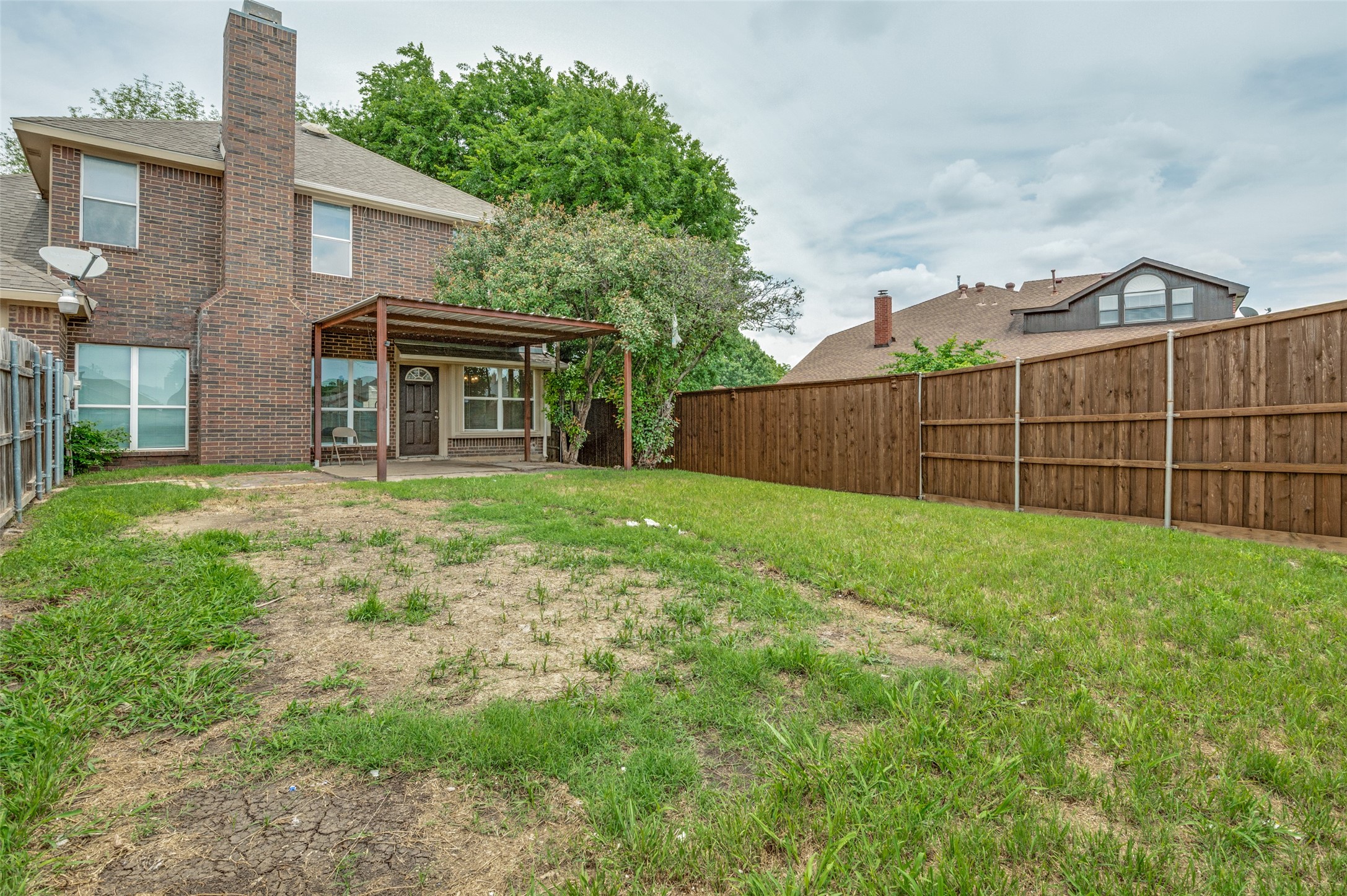 870 Raintree Lane Desoto TX 75115