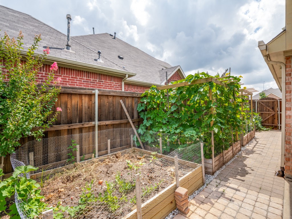 3905 Harrison Court Carrollton TX 75010