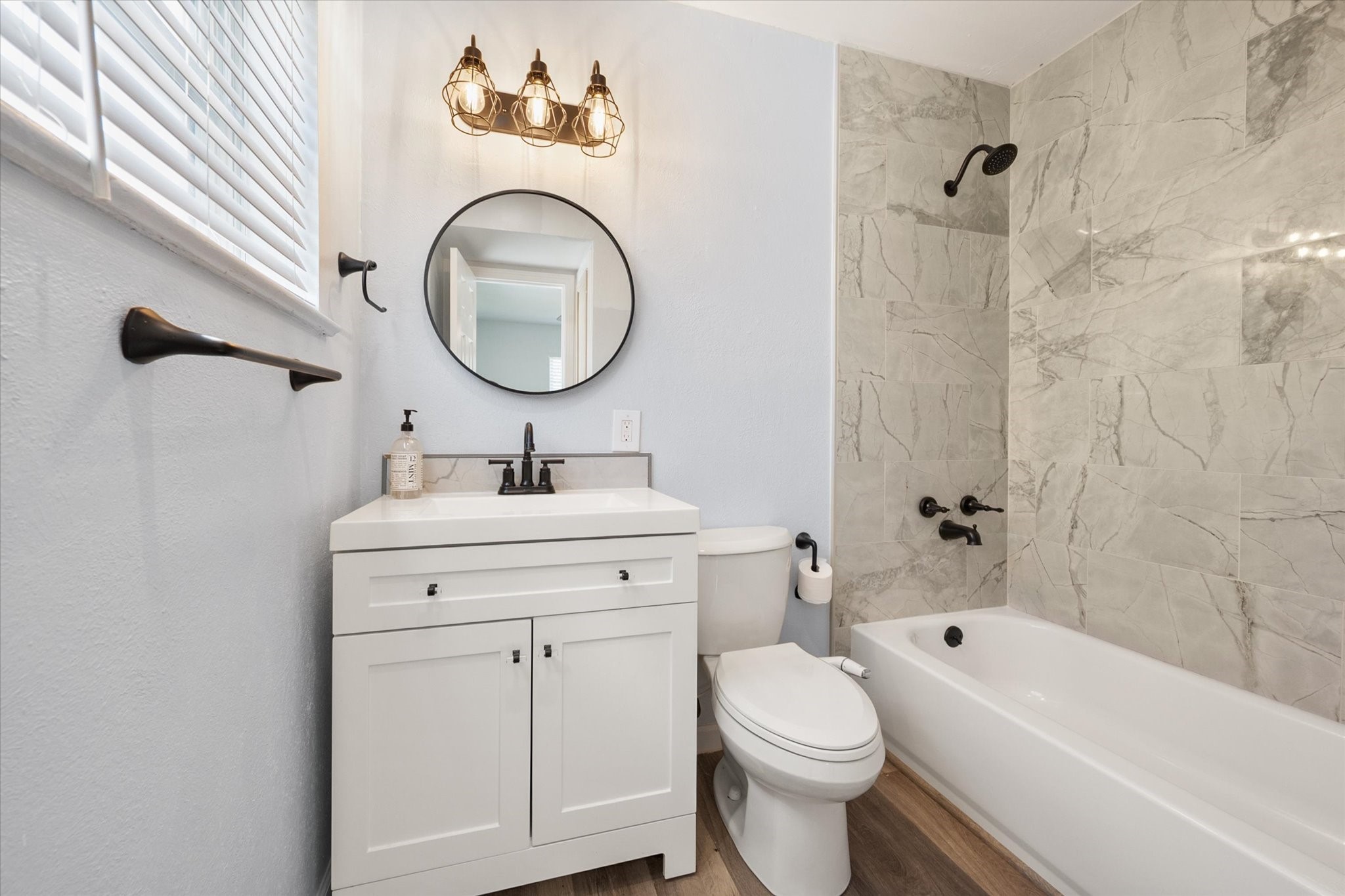 2316 Gilbert Circle Arlington TX 76010