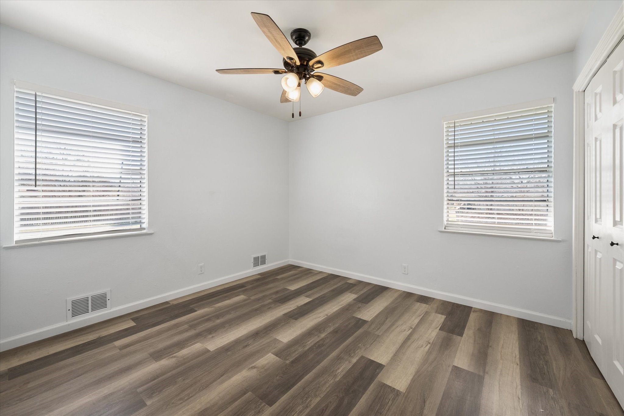 2316 Gilbert Circle Arlington TX 76010