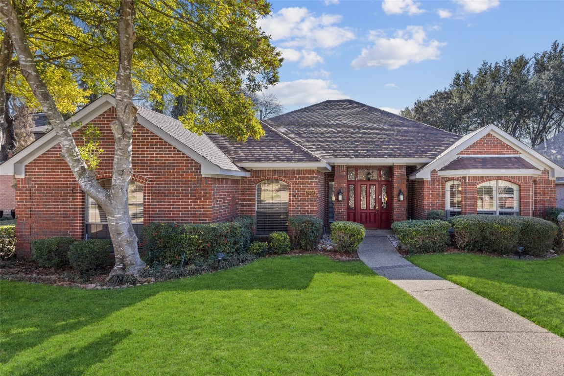 2902 Milford Avenue Garland TX 75044