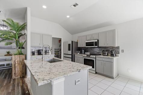9469 Fox Hill Fort Worth TX 76131