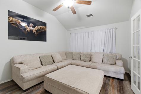9469 Fox Hill Fort Worth TX 76131