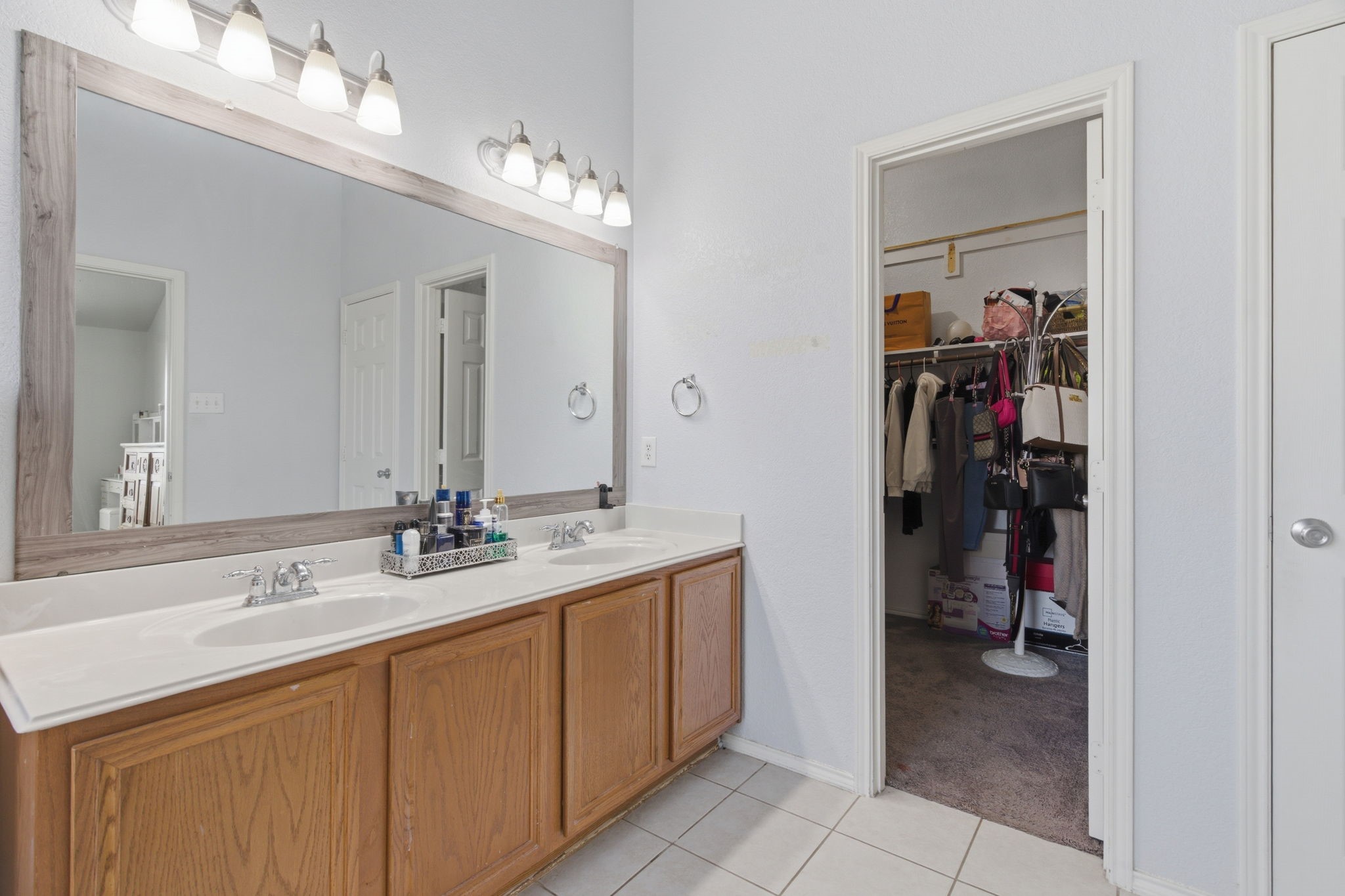 9469 Fox Hill Fort Worth TX 76131