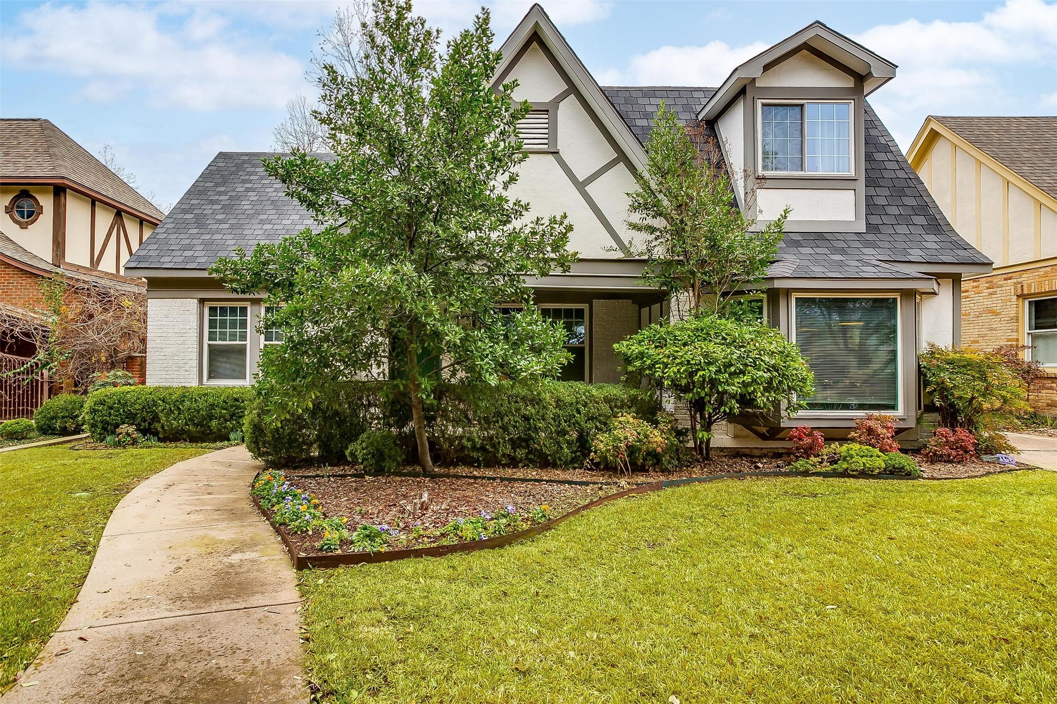 2032 Wilshire Boulevard Fort Worth TX 76110