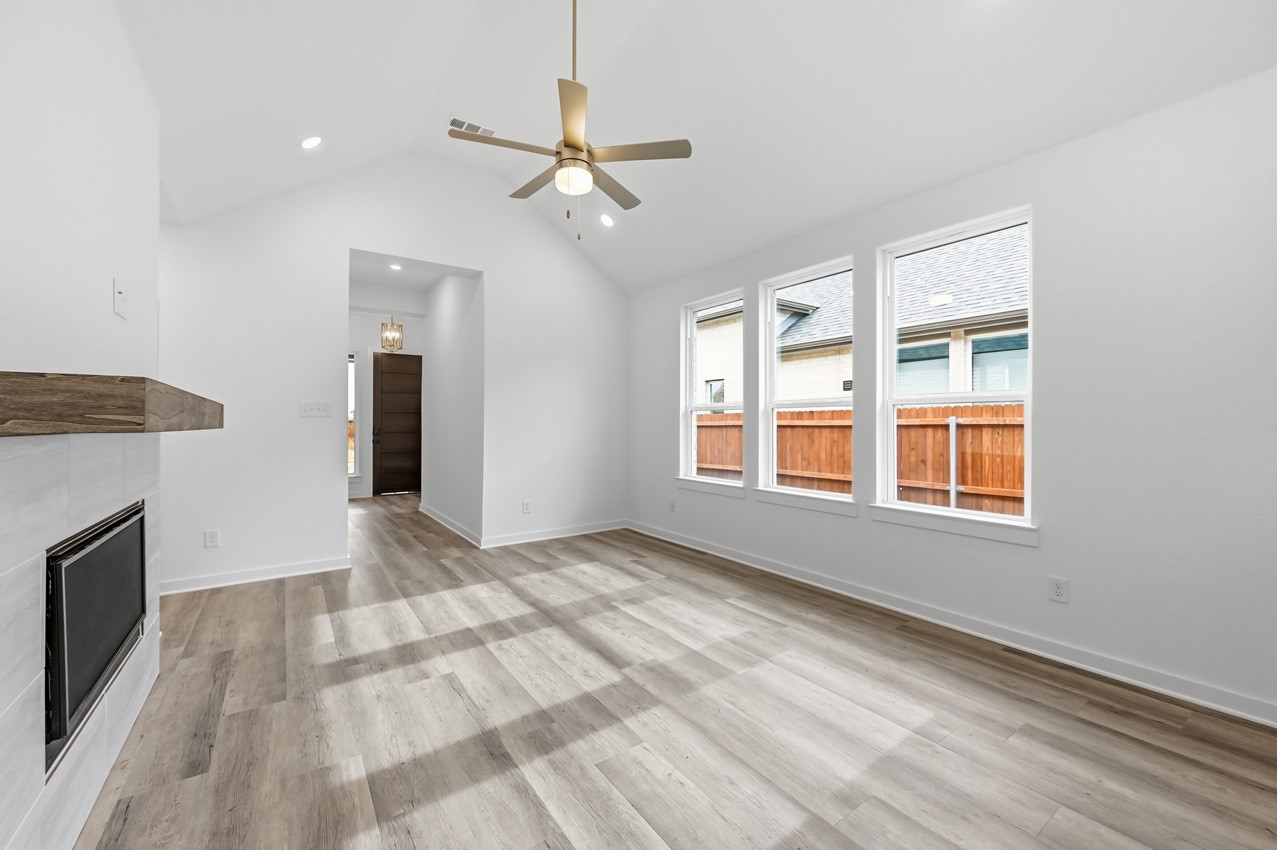 3010 Templegate Crandall TX 75114