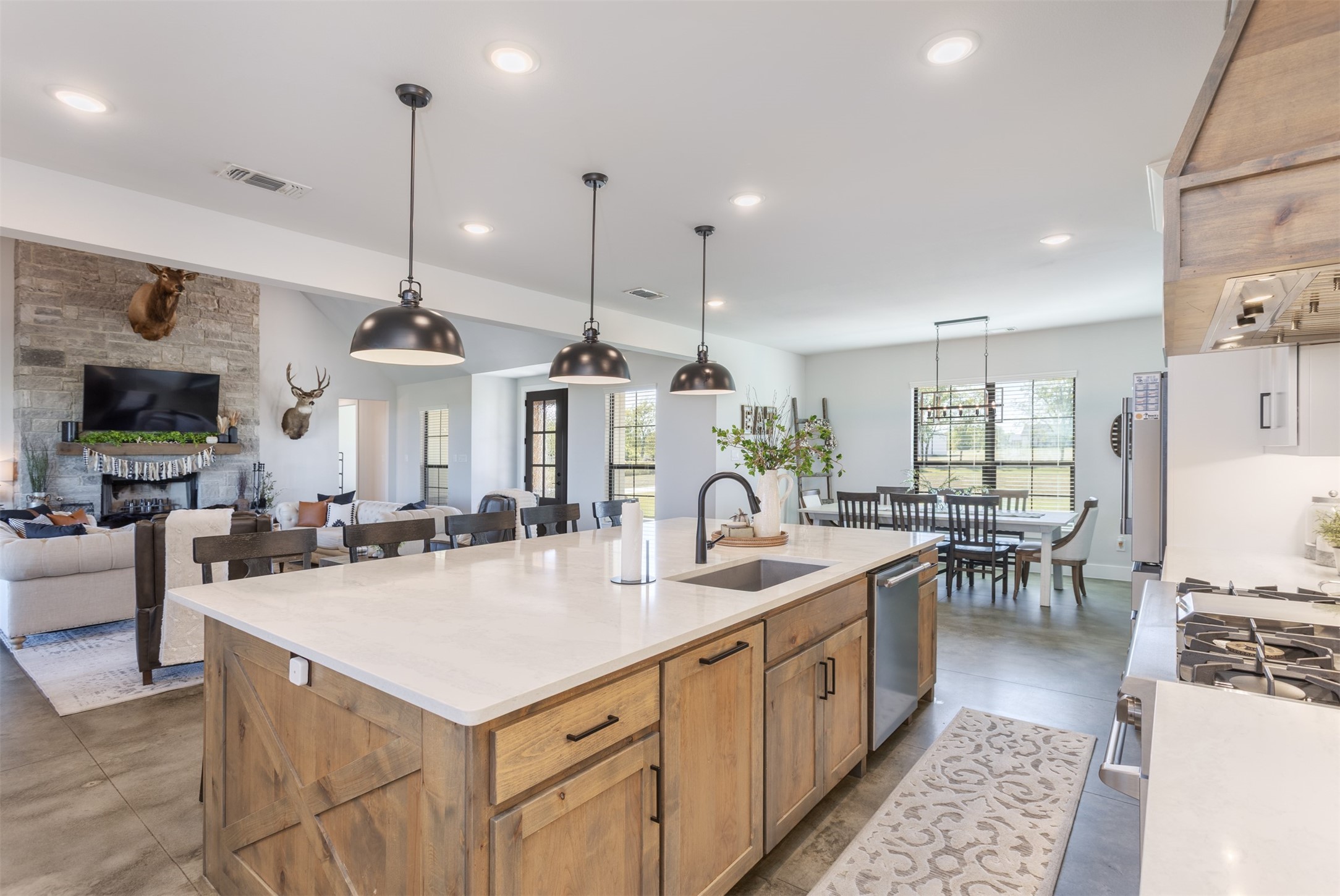1810 Jc Maples Road Gunter TX 75058