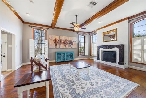 804 Wooded Crest Drive Woodway TX 76712