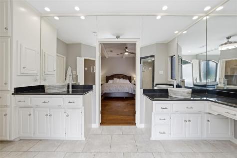 804 Wooded Crest Drive Woodway TX 76712