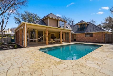 804 Wooded Crest Drive Woodway TX 76712