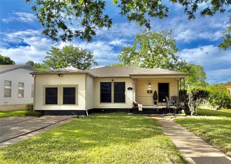 853 Holly Drive Garland TX 75040