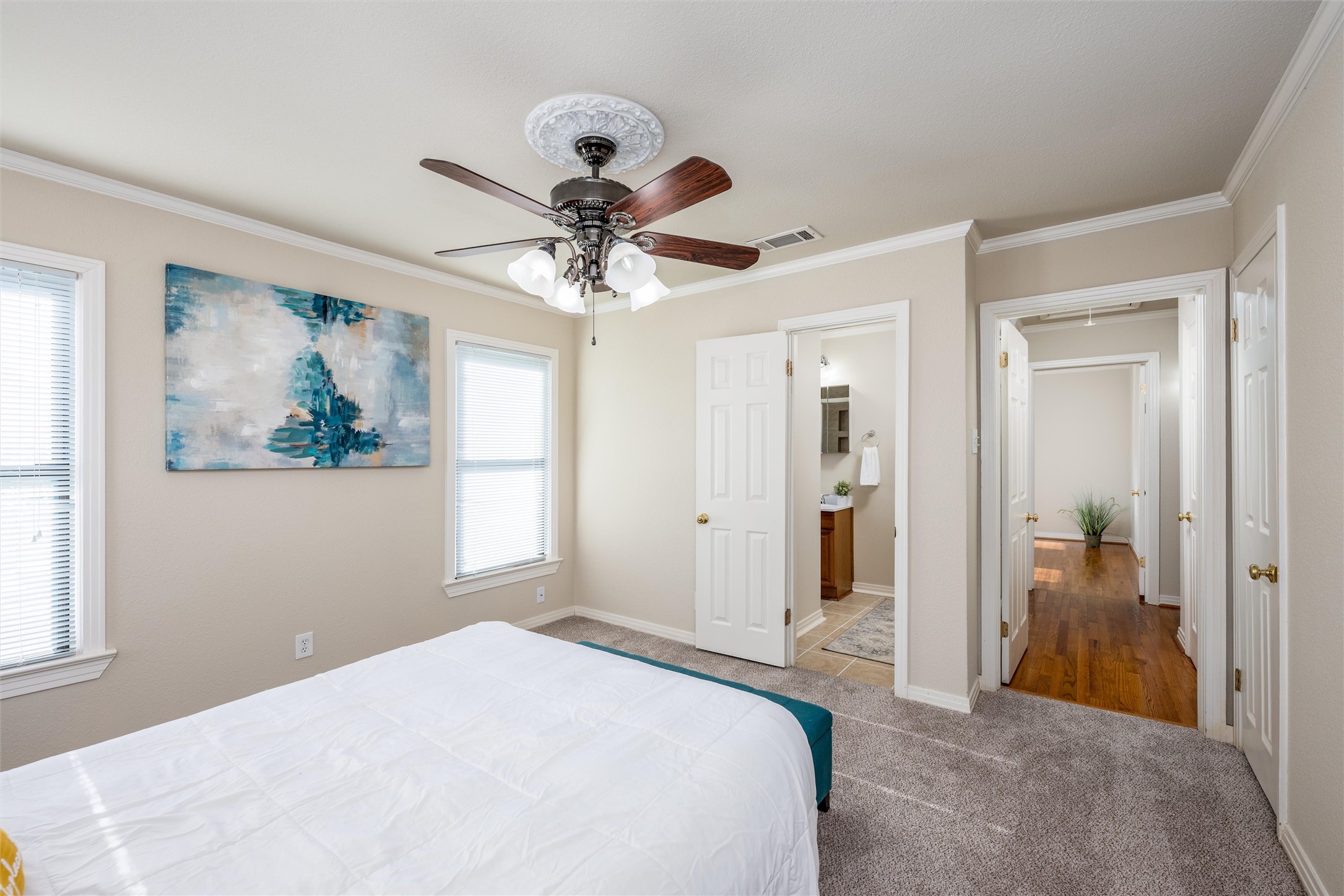 853 Holly Drive Garland TX 75040