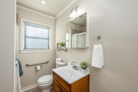 853 Holly Drive Garland TX 75040
