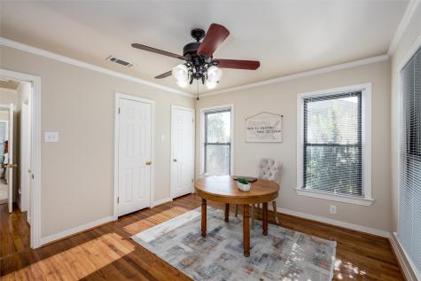 853 Holly Drive Garland TX 75040