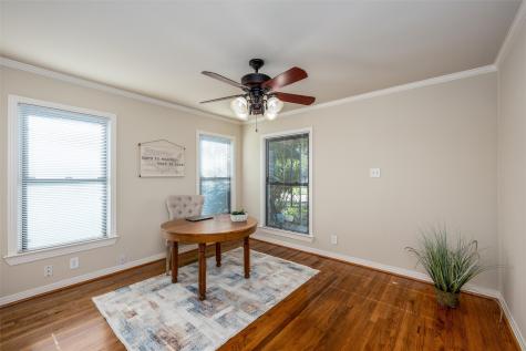 853 Holly Drive Garland TX 75040