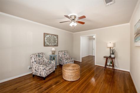 853 Holly Drive Garland TX 75040