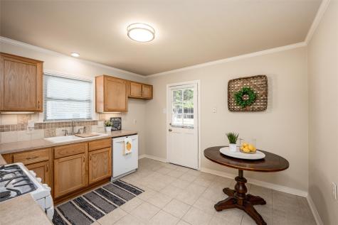 853 Holly Drive Garland TX 75040