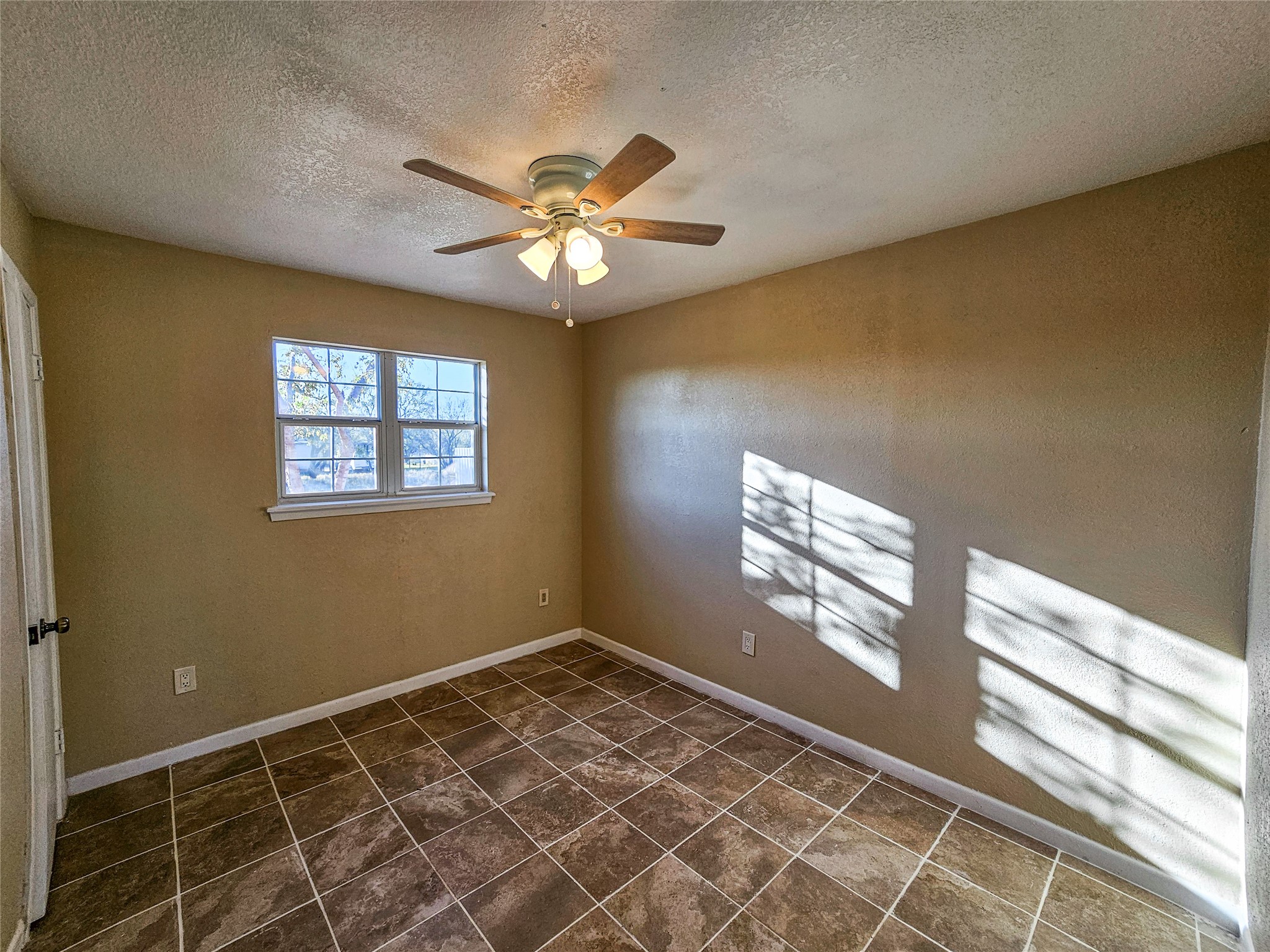 1618 Roberts Street Sweetwater TX 79556
