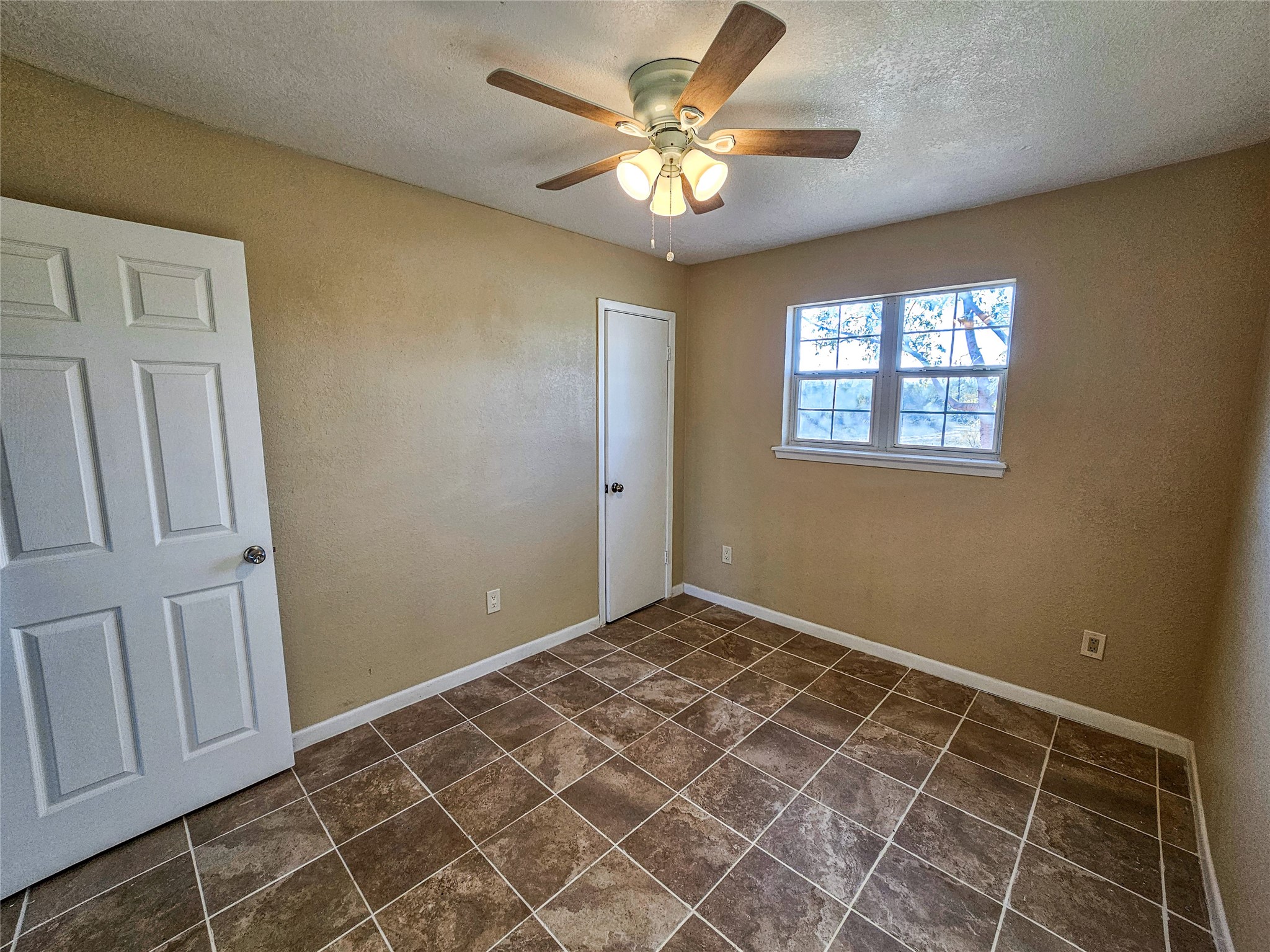 1618 Roberts Street Sweetwater TX 79556