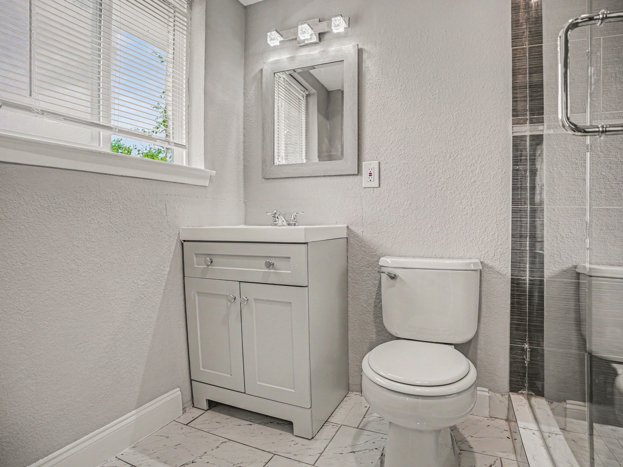 1434 Oakbrook Street Lancaster TX 75134