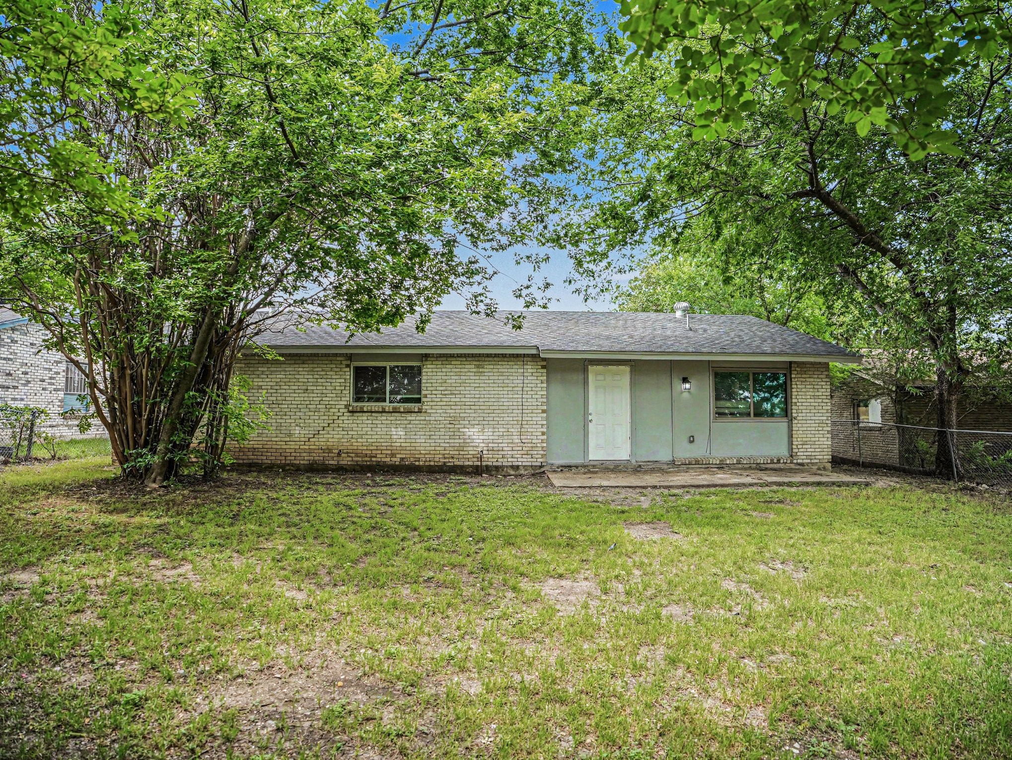 1434 Oakbrook Street Lancaster TX 75134