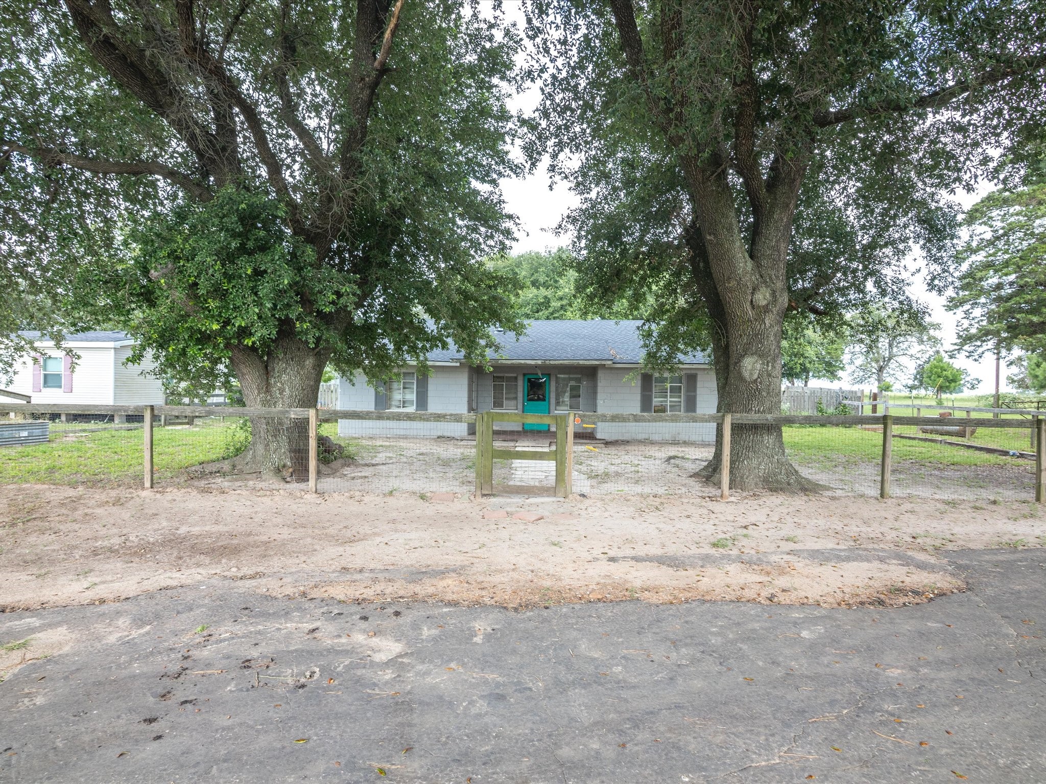 14889 N State Highway 19 Palestine TX 75803