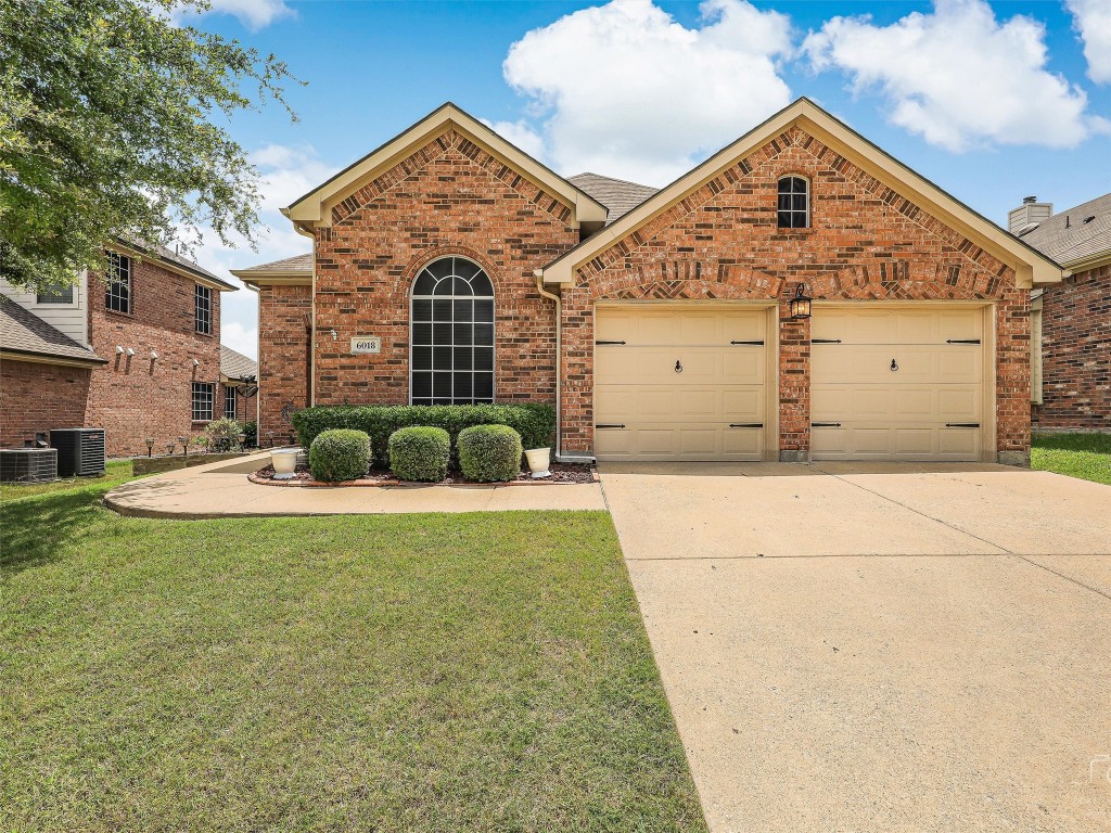 6018 Holly Crest Lane Sachse TX 75048