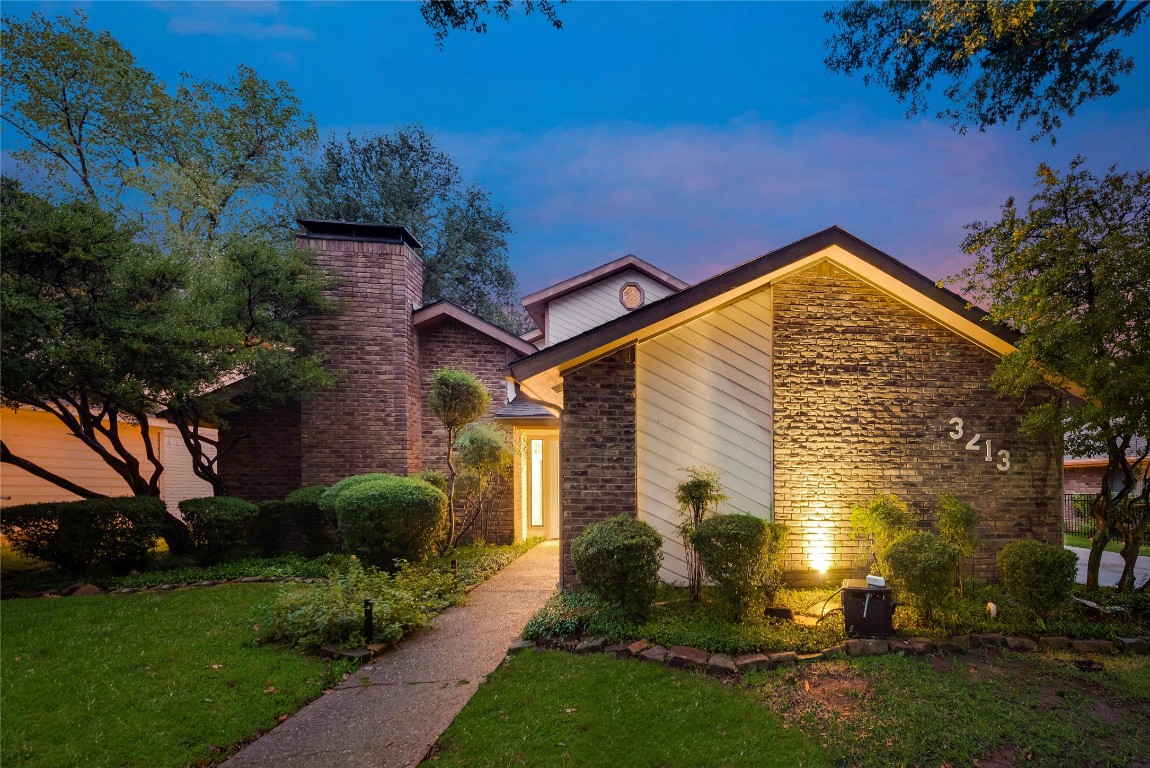 3213 Cross Timbers Lane Garland TX 75044