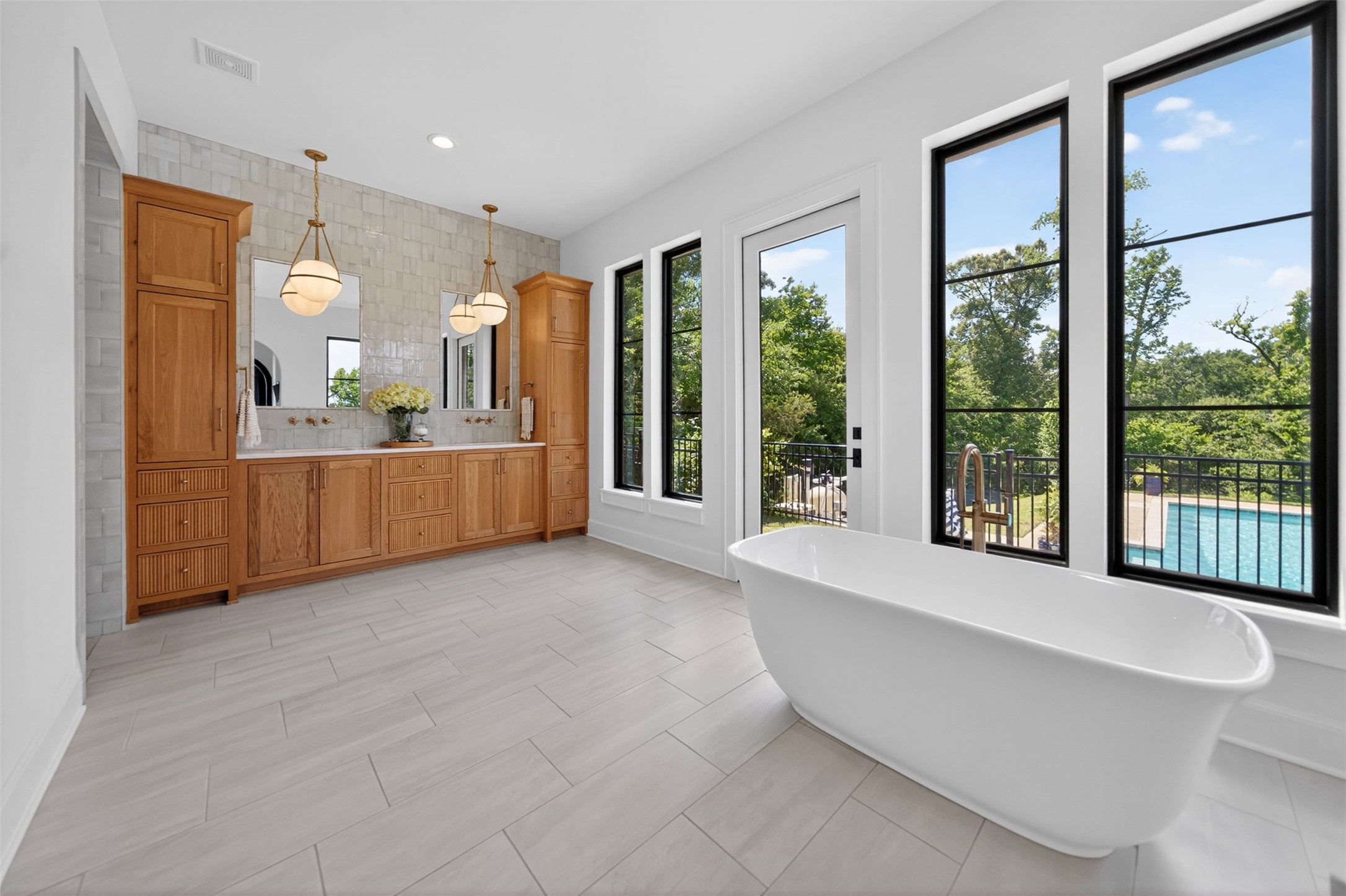 125 Lake Lou Ella Bullard TX 75757