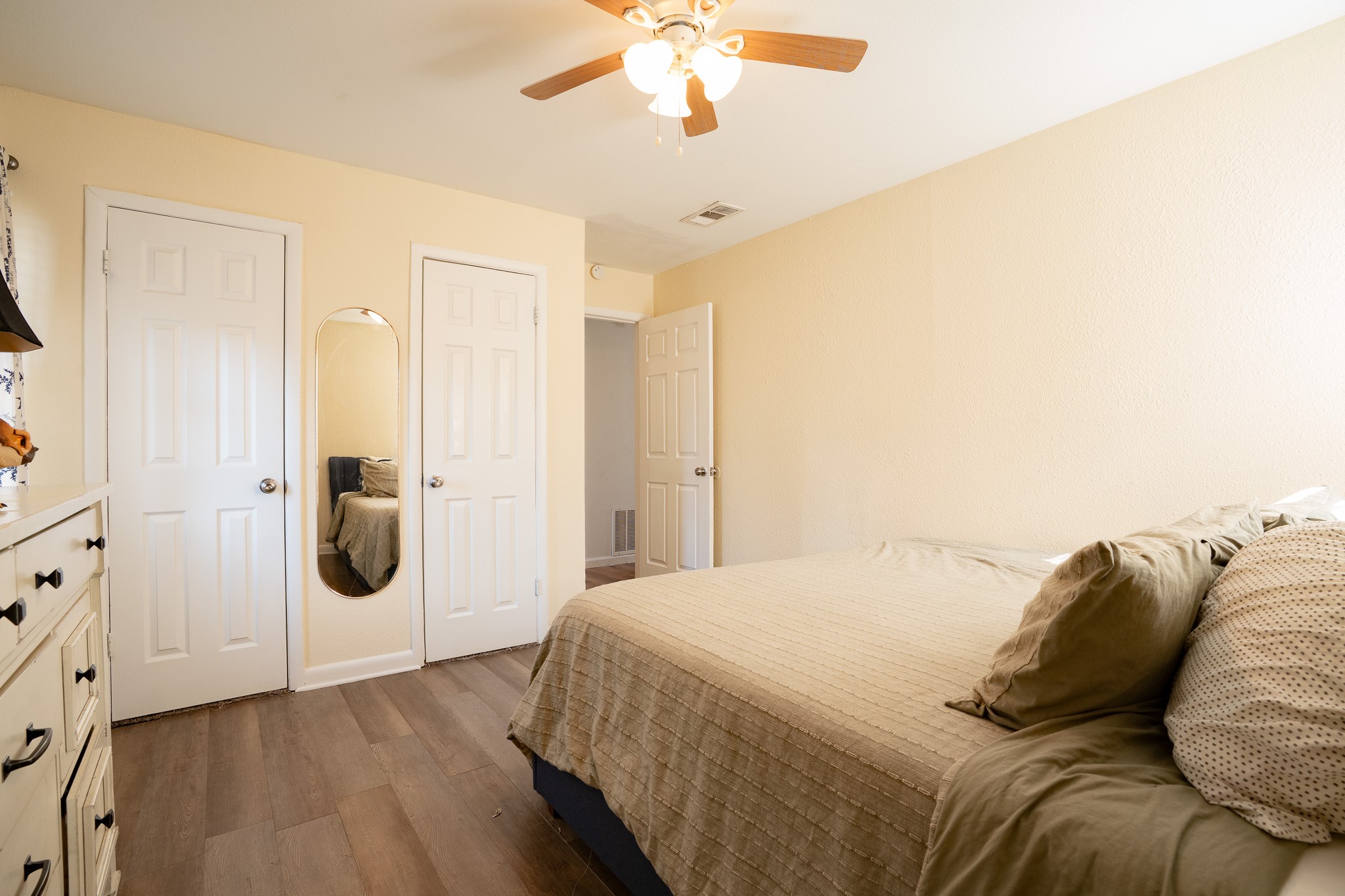 4221 Hyde Park Drive Mesquite TX 75150