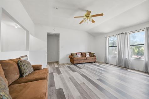 925 Clover Hill Lane Cedar Hill TX 75104