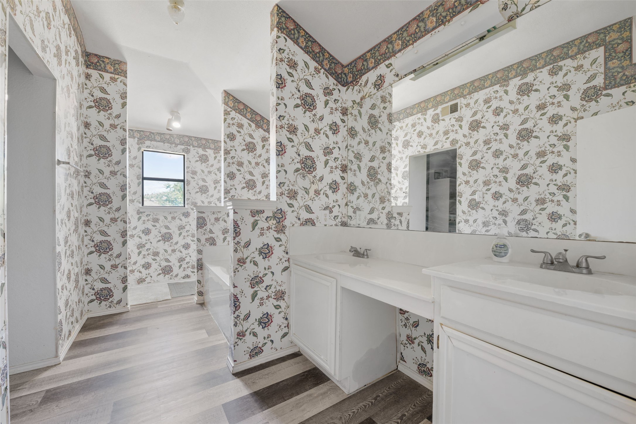 925 Clover Hill Lane Cedar Hill TX 75104