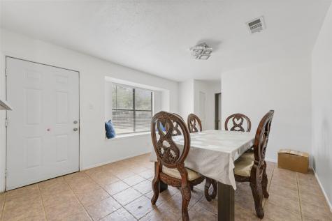 925 Clover Hill Lane Cedar Hill TX 75104