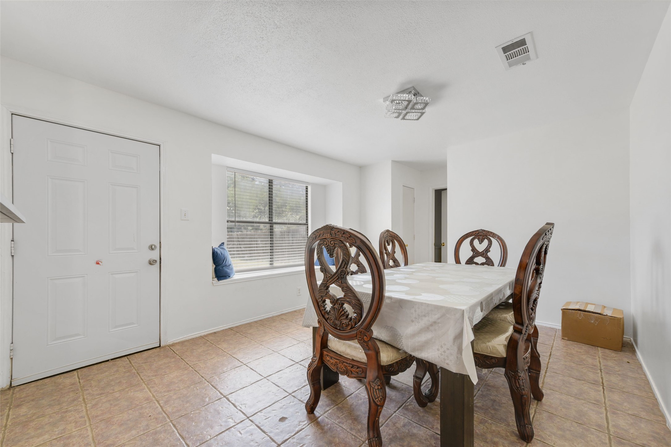 925 Clover Hill Lane Cedar Hill TX 75104