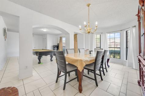 925 Clover Hill Lane Cedar Hill TX 75104