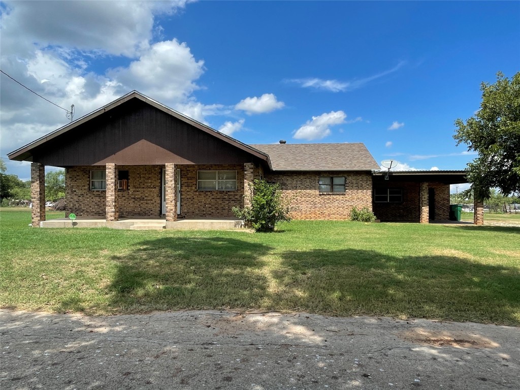 106 E Ripley Street Coleman TX 76834