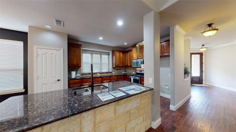 952 Tara Drive Burleson TX 76028