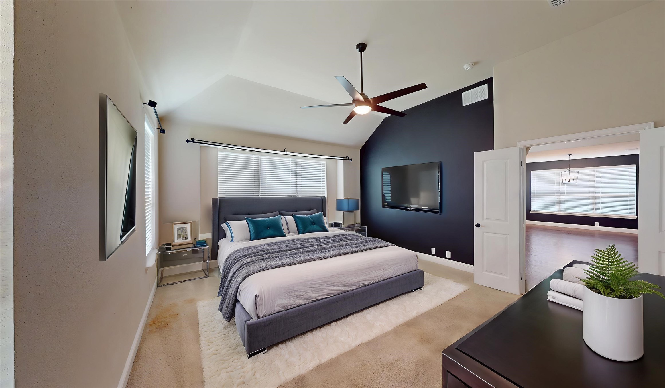 952 Tara Drive Burleson TX 76028