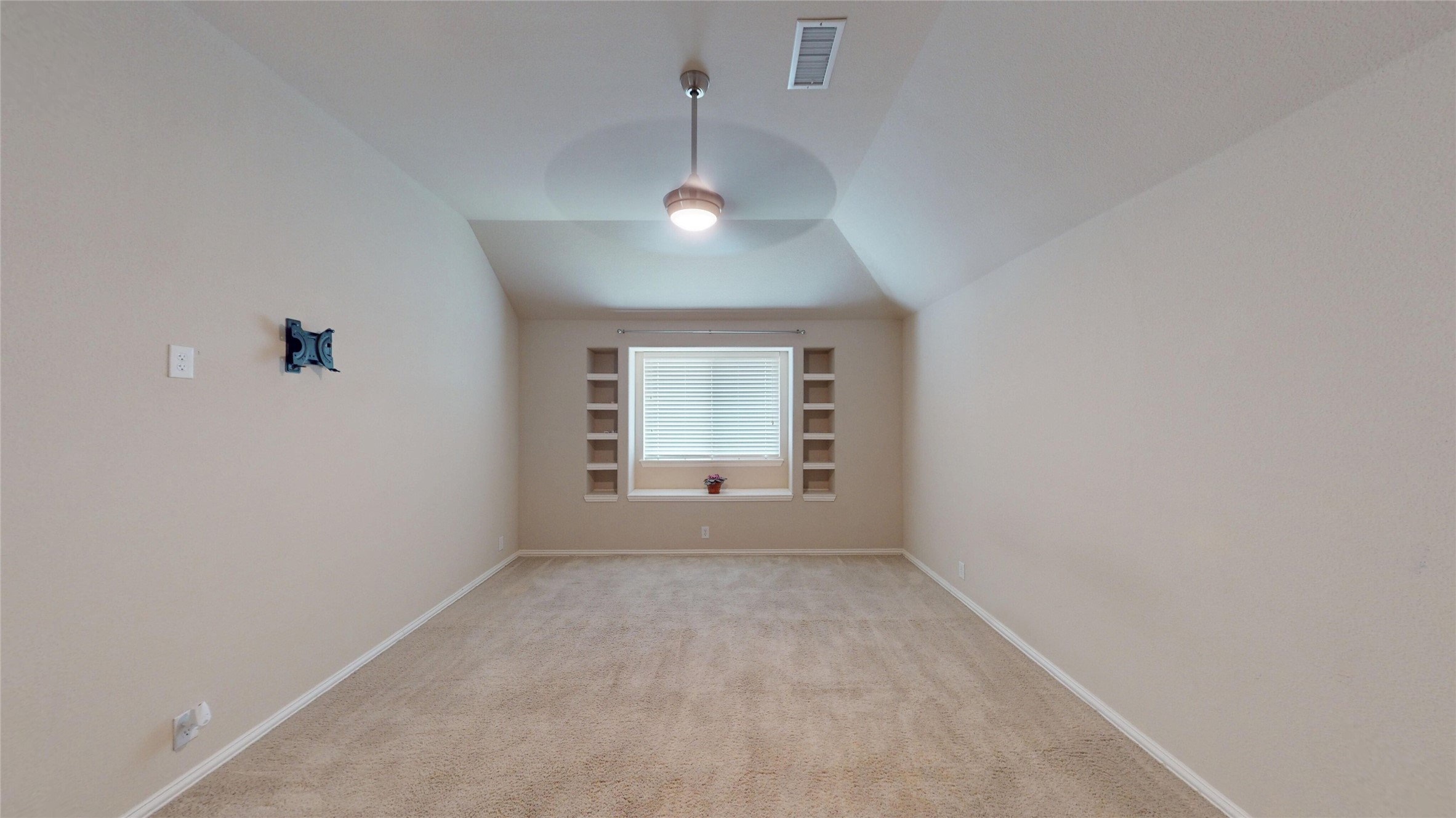 952 Tara Drive Burleson TX 76028
