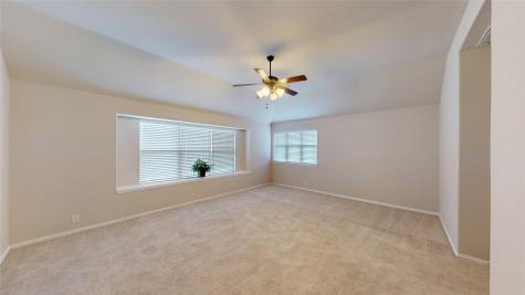 952 Tara Drive Burleson TX 76028