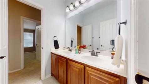 952 Tara Drive Burleson TX 76028