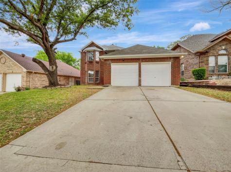 1116 Avatar Drive Grand Prairie TX 75052