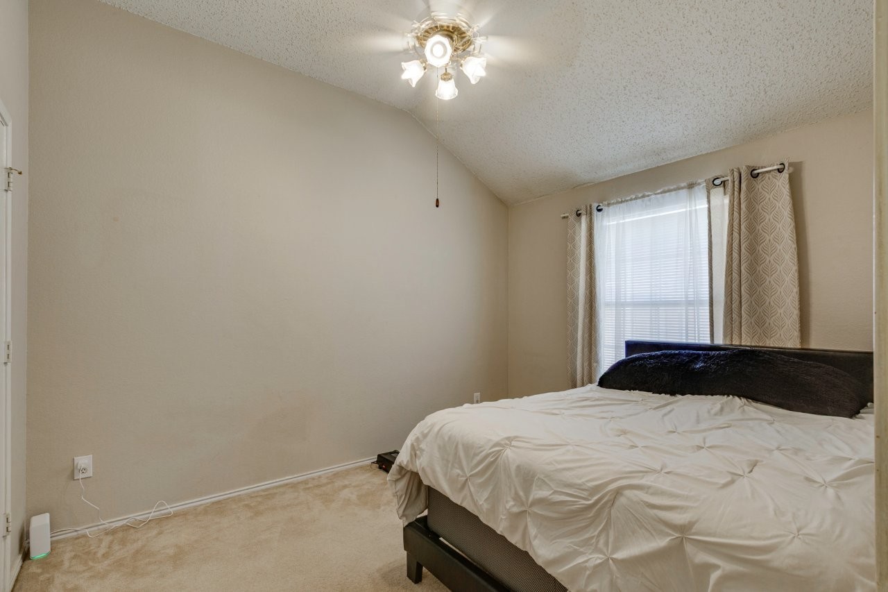 905 Mill Spring Drive Garland TX 75040