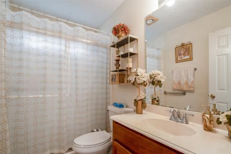 905 Mill Spring Drive Garland TX 75040