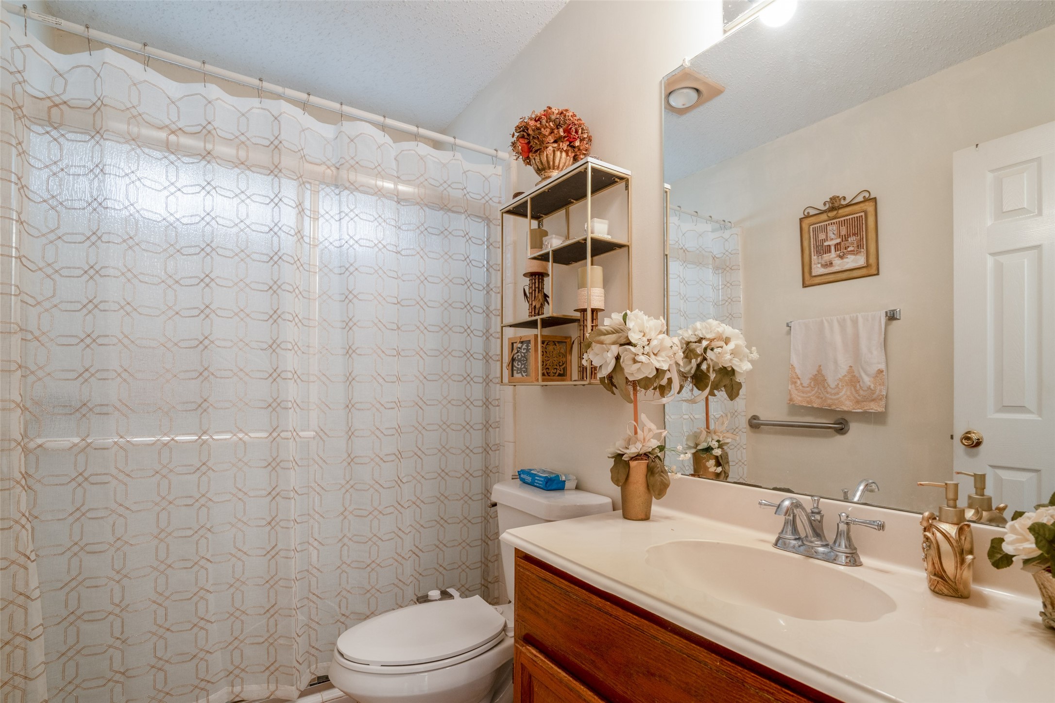 905 Mill Spring Drive Garland TX 75040