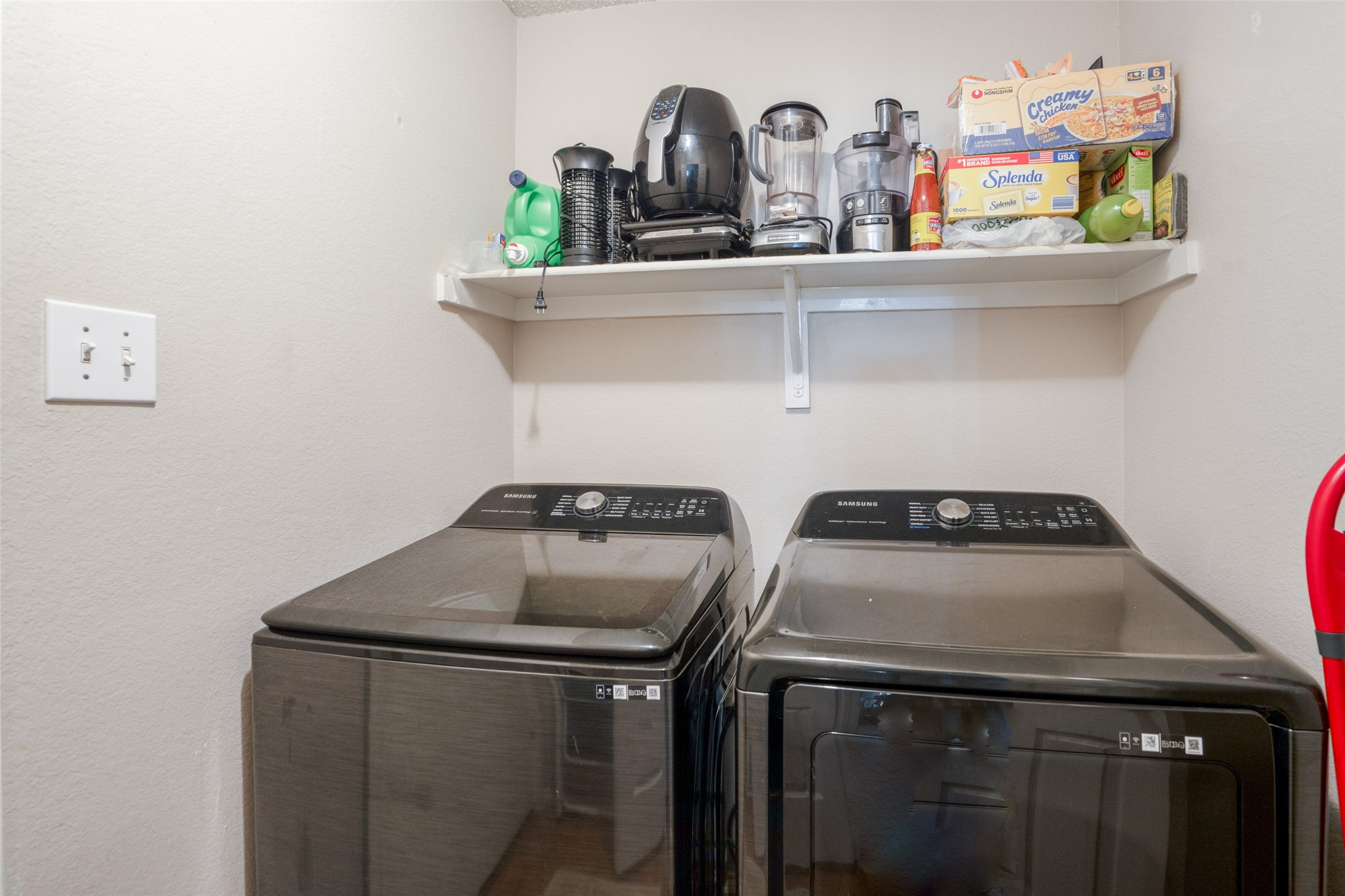 905 Mill Spring Drive Garland TX 75040