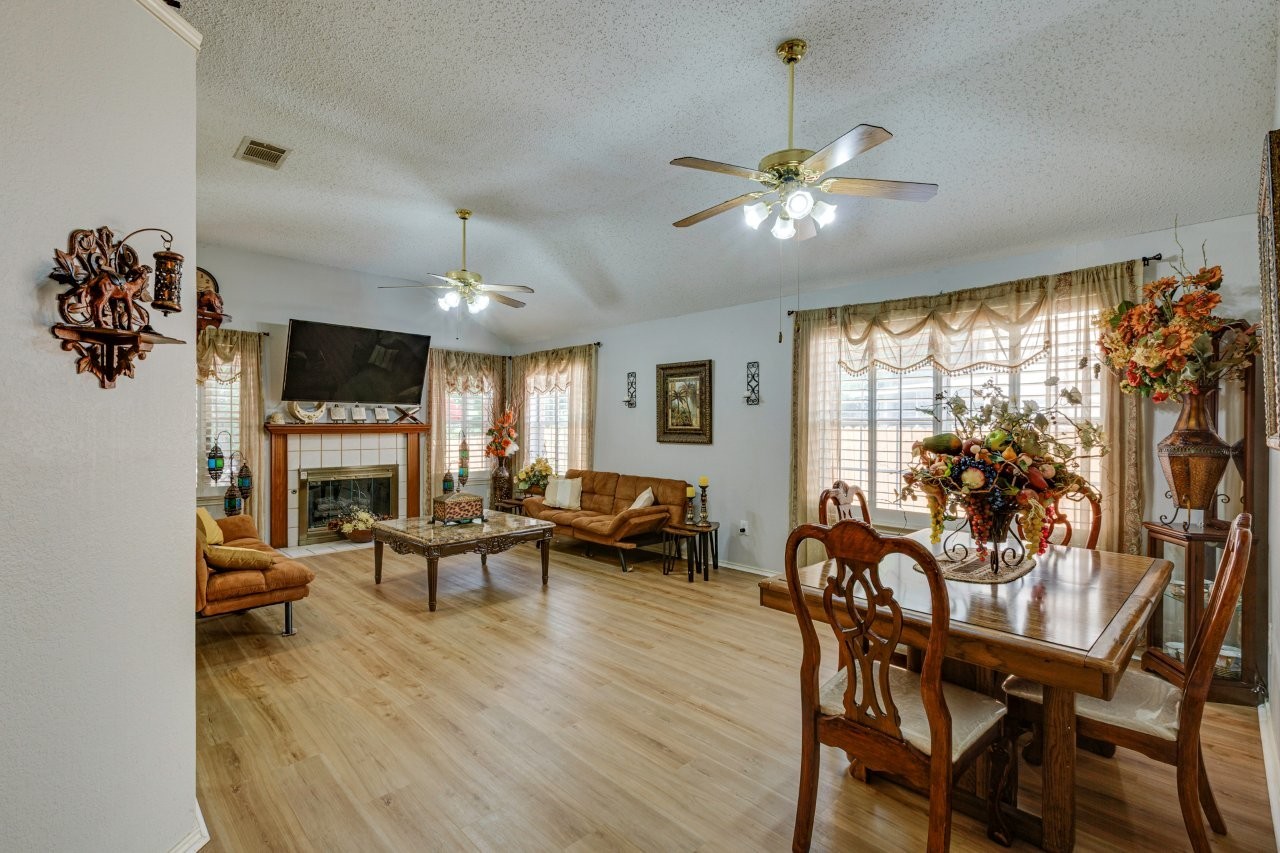 905 Mill Spring Drive Garland TX 75040